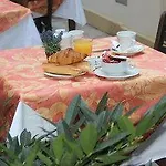 Marmotel Etoile Ξενοδοχείο