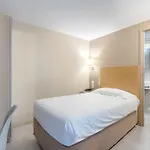Marmotel Etoile 3* Paris
