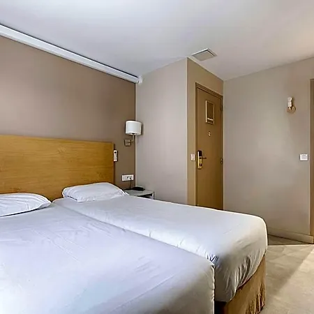 Marmotel Etoile 3* Parijs