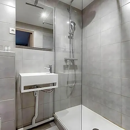 Marmotel Etoile פריז