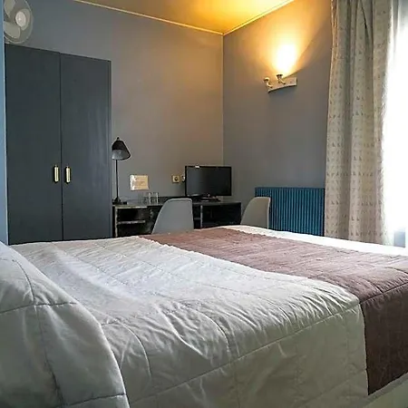 Marmotel Etoile 3* פריז