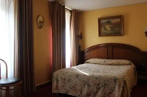 Hotell Marmotel Etoile 3*