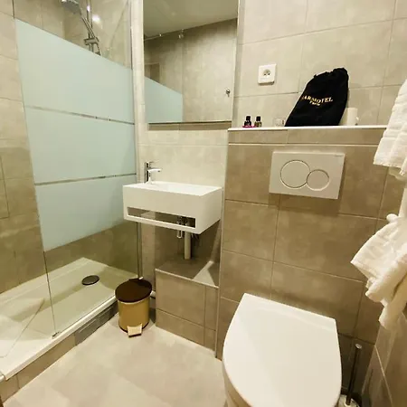 Marmotel Etoile פריז